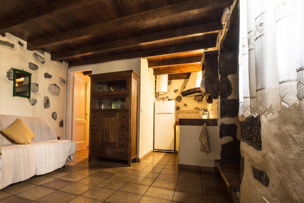 فرونتيرا Casa Rural De Piedra المظهر الخارجي الصورة